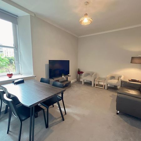 Two Bed Apartment Édimbourg Extérieur photo